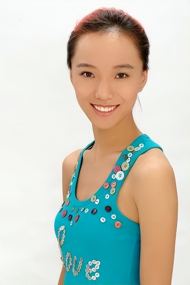 炮轰徐静蕾，说周冬雨难看，嘴上没把门的王珞丹为什么这么敢说？_炮轰徐静蕾，说周冬雨难看，嘴上没把门的王珞丹为什么这么敢说？_