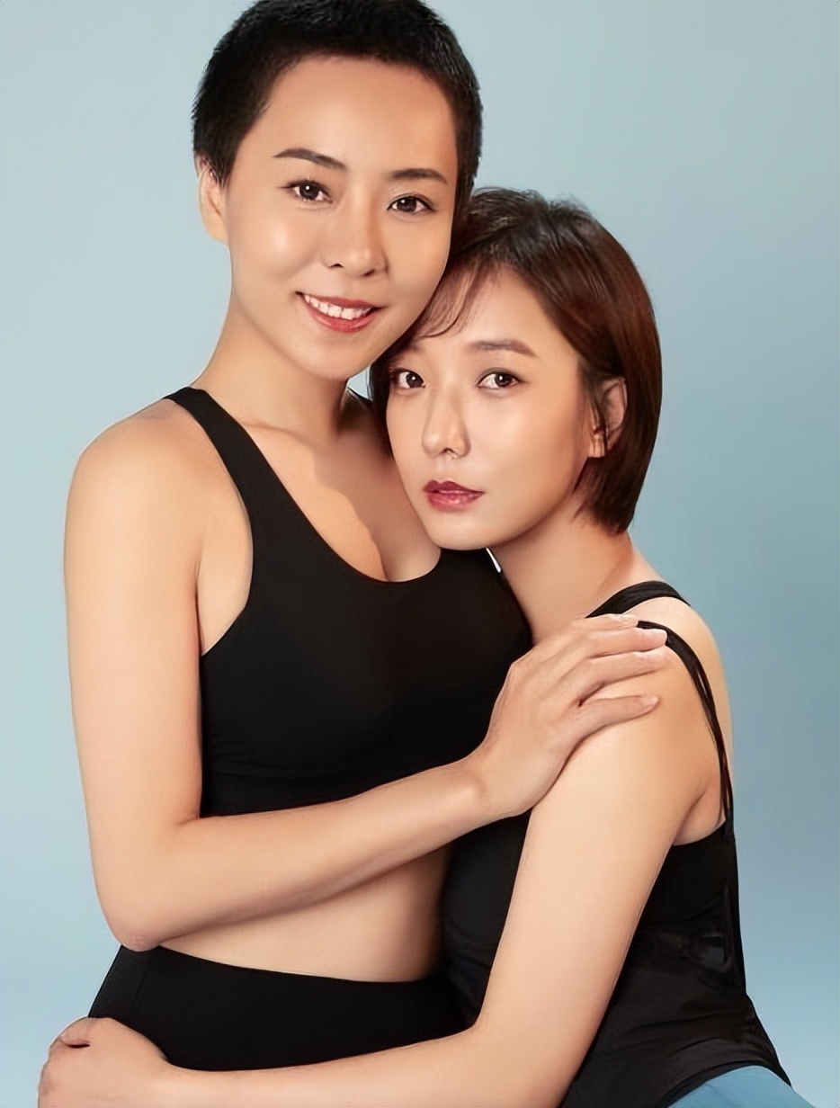 炮轰徐静蕾，说周冬雨难看，嘴上没把门的王珞丹为什么这么敢说？_炮轰徐静蕾，说周冬雨难看，嘴上没把门的王珞丹为什么这么敢说？_
