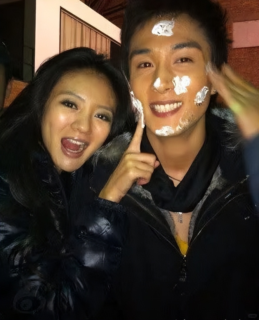 终于判了！安以轩老公涉案300亿，判13年！当年闪婚的她后悔了吗_终于判了！安以轩老公涉案300亿，判13年！当年闪婚的她后悔了吗_