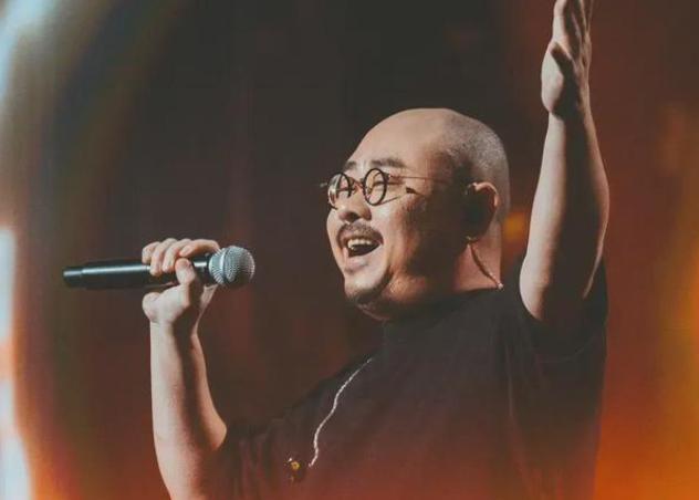 汪峰抄袭歌曲_汪峰抄袭的歌_
