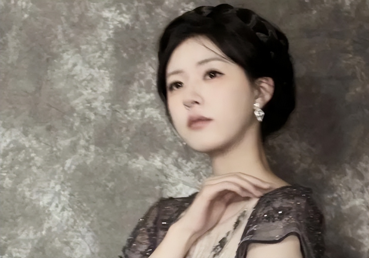 _赵露思竟是杨洋前女友？王大发实名认证，当年剧组夫妻再遭实锤_赵露思竟是杨洋前女友？王大发实名认证，当年剧组夫妻再遭实锤