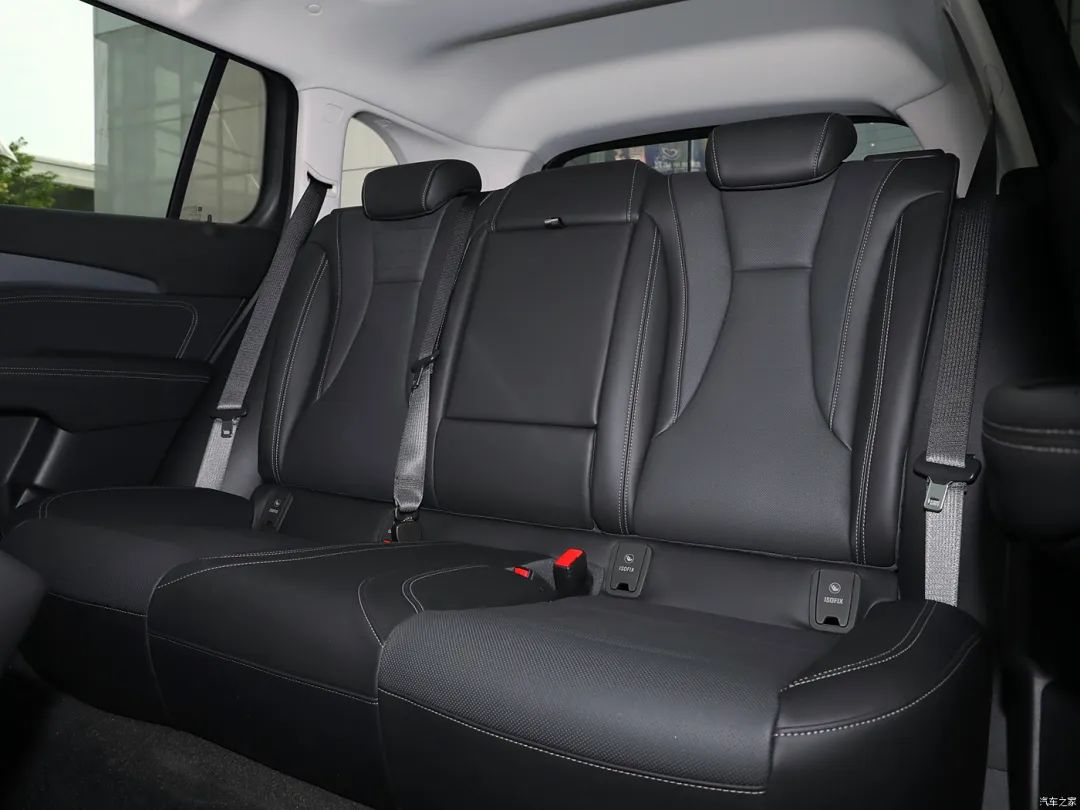 限时16.99万元！2.0T+9AT合资中型SUV！月销过万，别错过！_限时16.99万元！2.0T+9AT合资中型SUV！月销过万，别错过！_