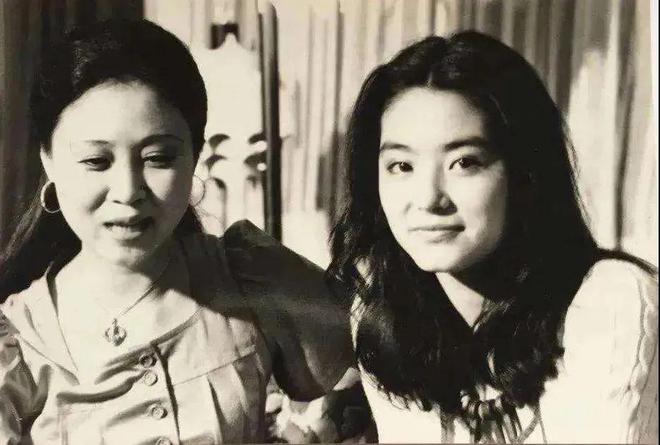 琼女郎的意思是什么__暖暖环游世界时尚女郎怎么得