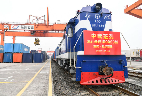 关键时期的关键抉择——以习近平同志为核心的党中央驾驭中国经济航船破浪前行__关键时期的关键抉择——以习近平同志为核心的党中央驾驭中国经济航船破浪前行