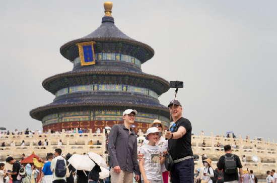 关键时期的关键抉择——以习近平同志为核心的党中央驾驭中国经济航船破浪前行__关键时期的关键抉择——以习近平同志为核心的党中央驾驭中国经济航船破浪前行