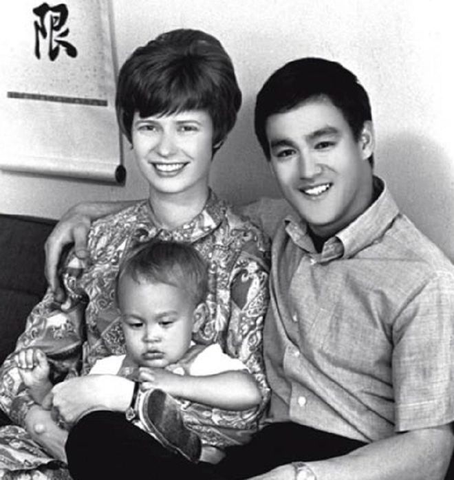 李小龙老公__李小龙与妻子