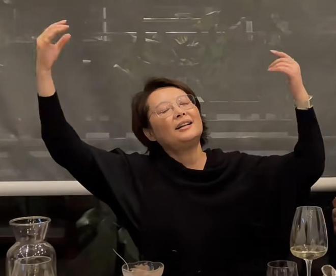 袁立歌曲视频__袁立和诗人