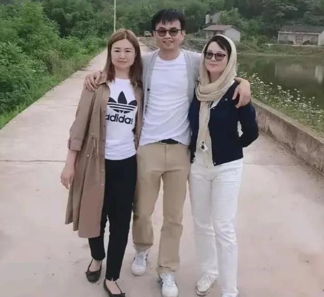 袁立歌曲视频__袁立和诗人