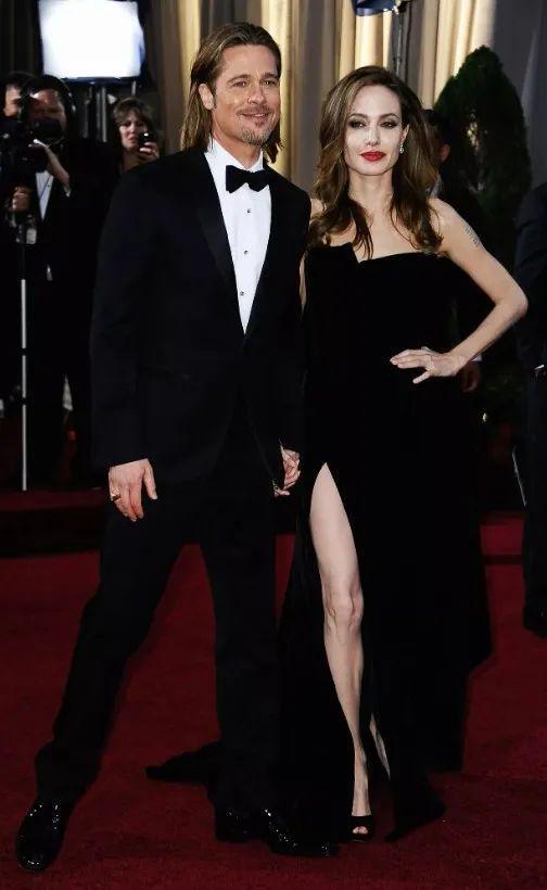 离婚吵架视频__夫妻俩离婚争孩子笑话