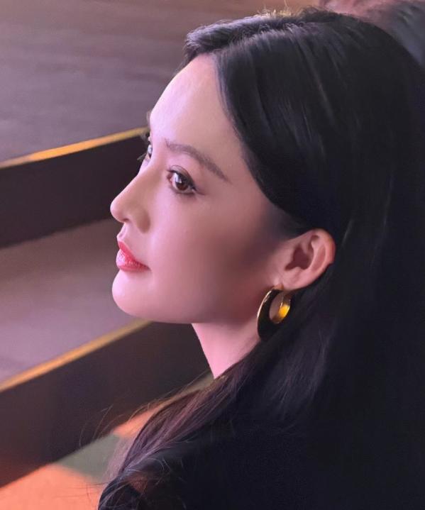 _李沁个人资料图片李沁男友是谁_明白学堂李沁谣