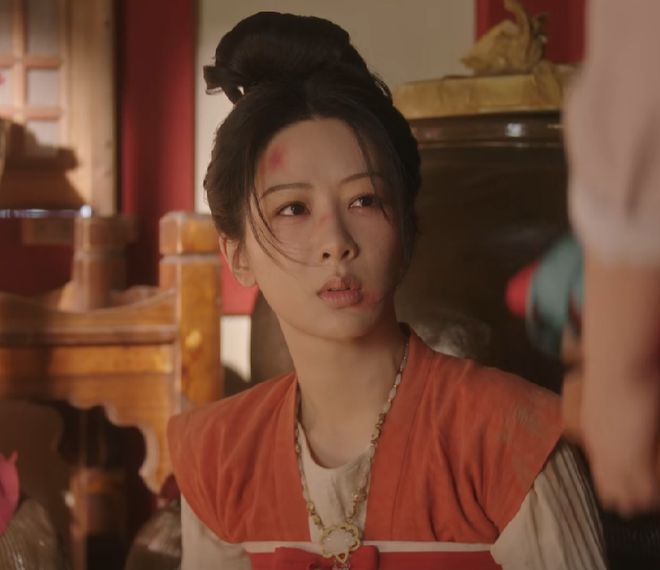 忍无可忍弃剧了，《国色芳华》越看越离谱，编剧可以下岗了__忍无可忍弃剧了，《国色芳华》越看越离谱，编剧可以下岗了