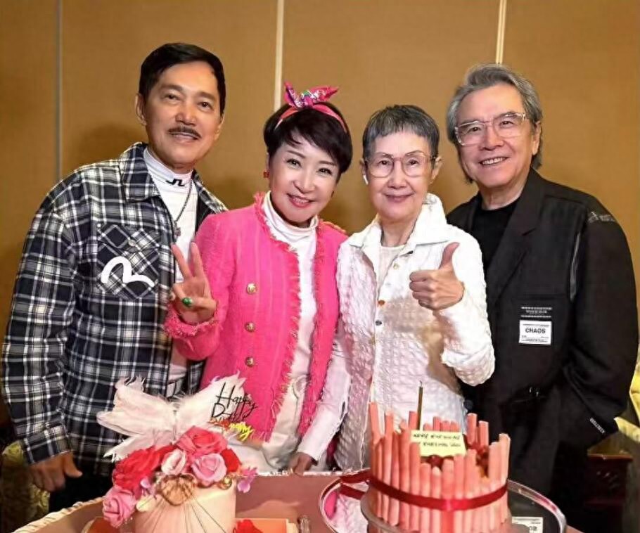 谢霆锋前对象__谢霆锋夫亲