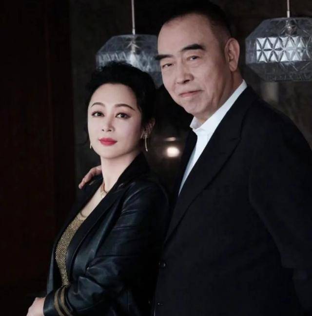 岁月悠悠，娱乐圈女神的变与不变——那些被时光雕刻的美人！_岁月悠悠，娱乐圈女神的变与不变——那些被时光雕刻的美人！_