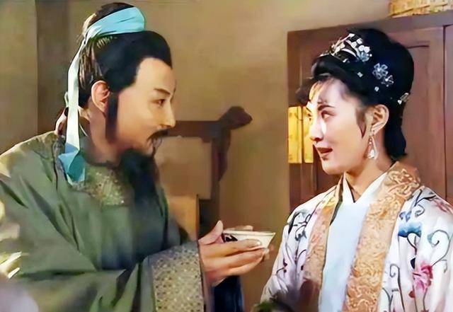 岁月悠悠，娱乐圈女神的变与不变——那些被时光雕刻的美人！__岁月悠悠，娱乐圈女神的变与不变——那些被时光雕刻的美人！