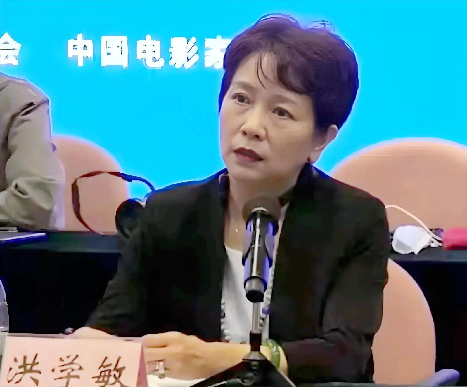 她曾是红极一时的女星，一场官司搅散了爱情，67岁仍未婚_她曾是红极一时的女星，一场官司搅散了爱情，67岁仍未婚_