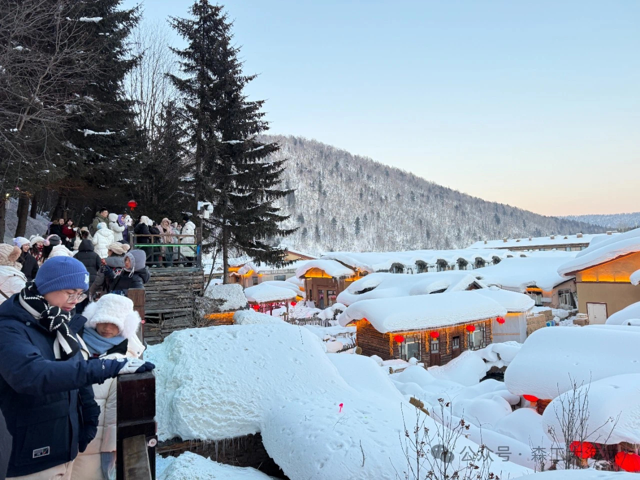 △雪乡“打卡”，冰雪经济正当时（图源：森工大海林公众号）
