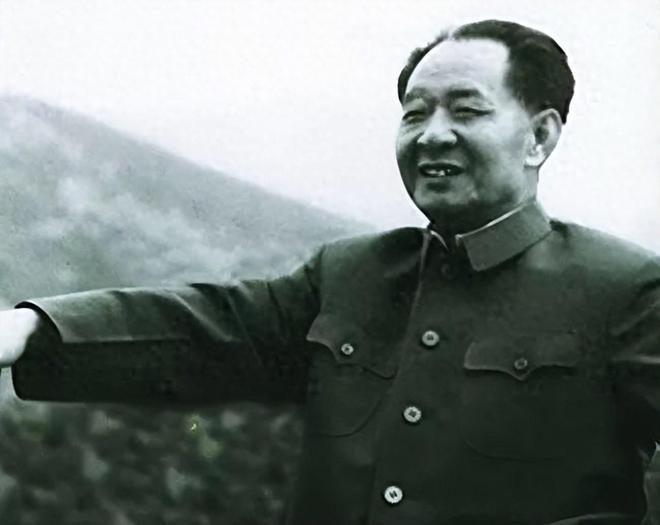 为什么现在春晚不好看了？1984年胡耀邦曾对姜昆说：过年了就要乐_为什么现在春晚不好看了？1984年胡耀邦曾对姜昆说：过年了就要乐_