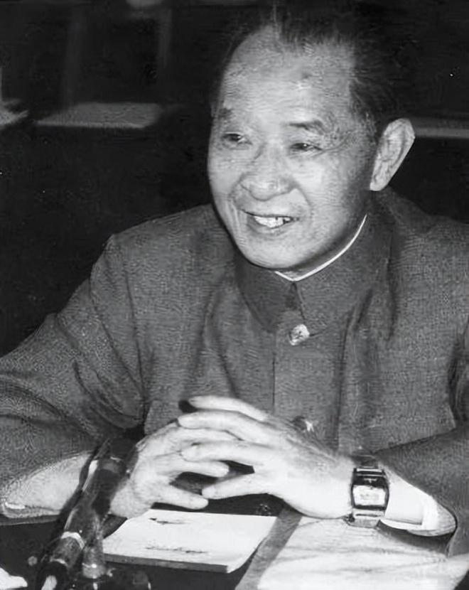 _为什么现在春晚不好看了？1984年胡耀邦曾对姜昆说：过年了就要乐_为什么现在春晚不好看了？1984年胡耀邦曾对姜昆说：过年了就要乐