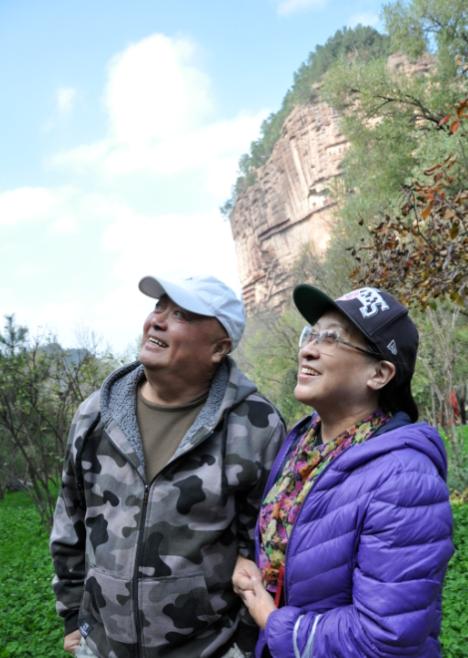 他曾是上影厂门面，中年妻离子散身背巨债！移居美国后胖到认不出__他曾是上影厂门面，中年妻离子散身背巨债！移居美国后胖到认不出
