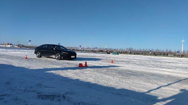 2024一汽奔腾查干湖冰雪体验 试驾悦意03及B70黑骑士_2024一汽奔腾查干湖冰雪体验 试驾悦意03及B70黑骑士_