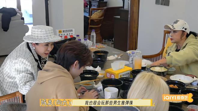 all霖贺峻霖抑郁文__贺峻霖的霖怎么读
