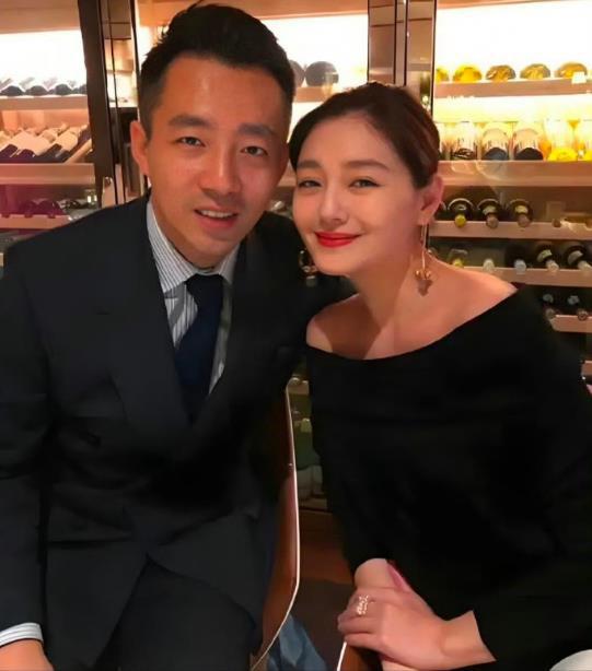 张颖颖说大S婚后遍体鳞伤，细数汪小菲对大S的20多条伤害__张颖颖说大S婚后遍体鳞伤，细数汪小菲对大S的20多条伤害