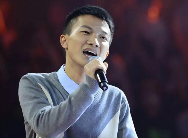 欢乐喜剧人黑哪吒_没手没脚的演说家尼克视频_