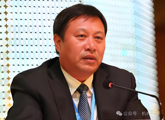 图：光大金租前董事长姚仲友 
