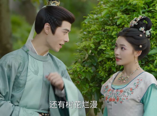 _熬夜必看的古装_十部熬夜必追的古装电视剧