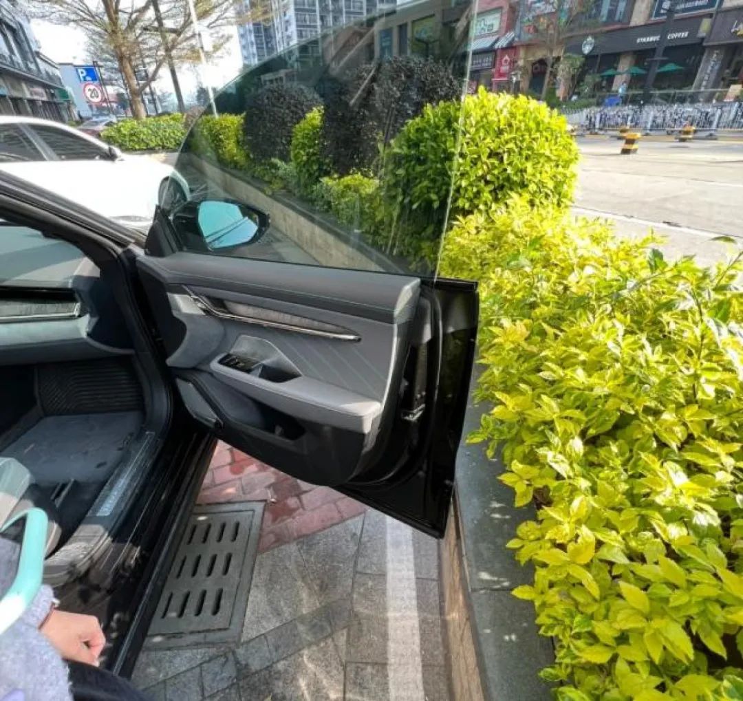 特斯拉泄密事件__特斯拉车泄密