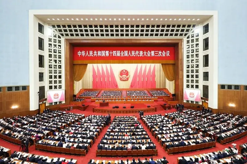 _关注两会关注民生_关注两会最新消息