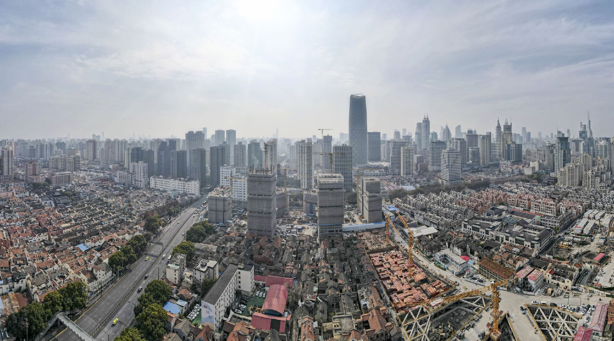 两会房地产业政策_两会释放房地产政策5大信号_