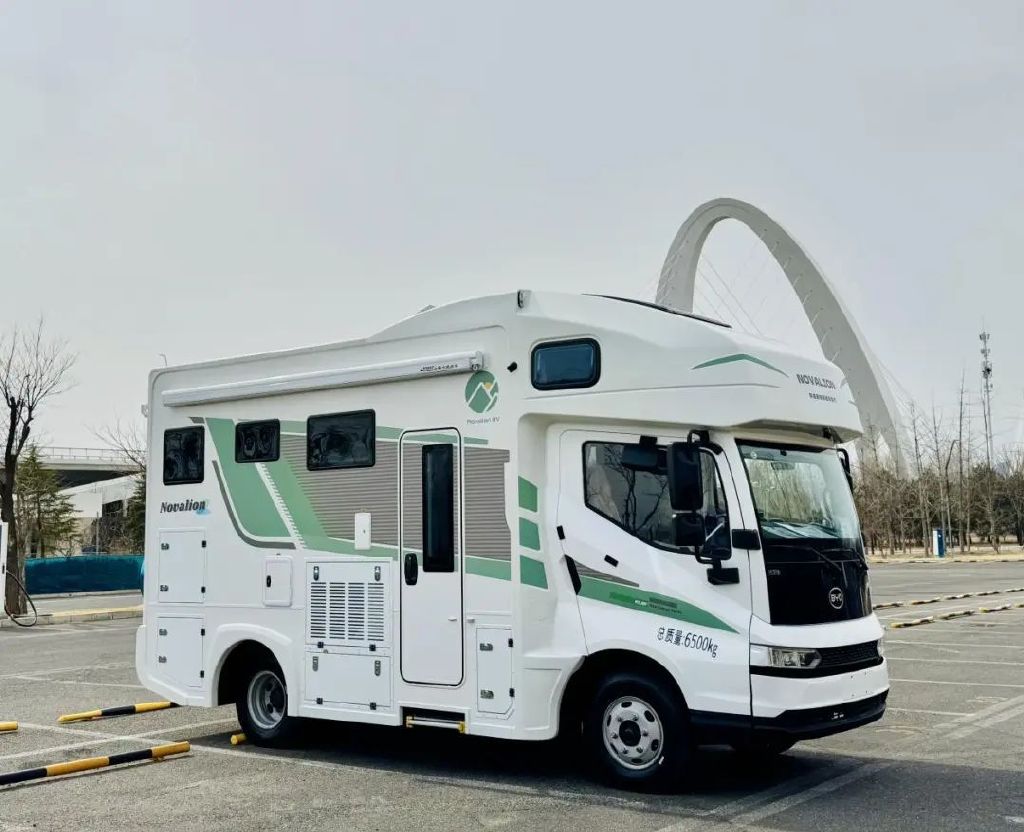 _房车市电_比亚迪电动房车