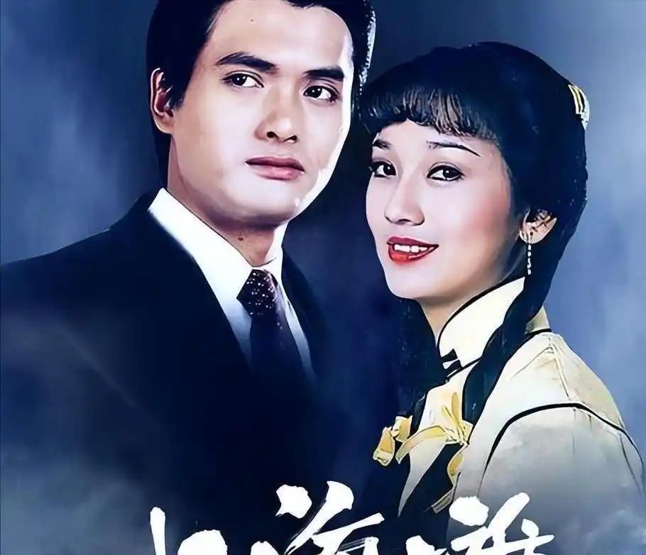 _将大佬吻到流血，性感猛女的瓜！_将大佬吻到流血，性感猛女的瓜！