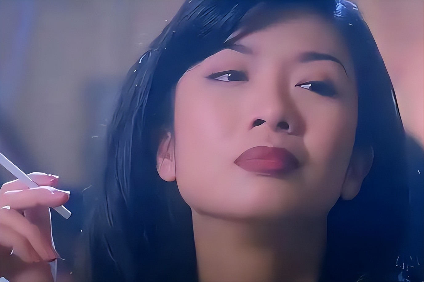 将大佬吻到流血，性感猛女的瓜！_将大佬吻到流血，性感猛女的瓜！_