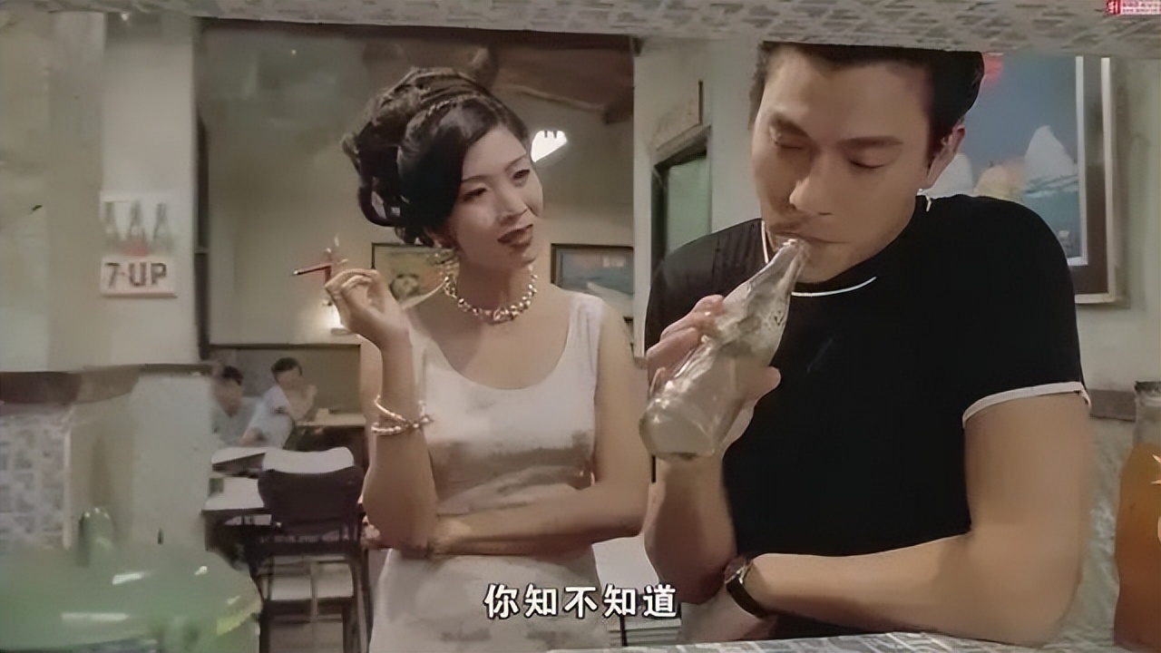 将大佬吻到流血，性感猛女的瓜！__将大佬吻到流血，性感猛女的瓜！