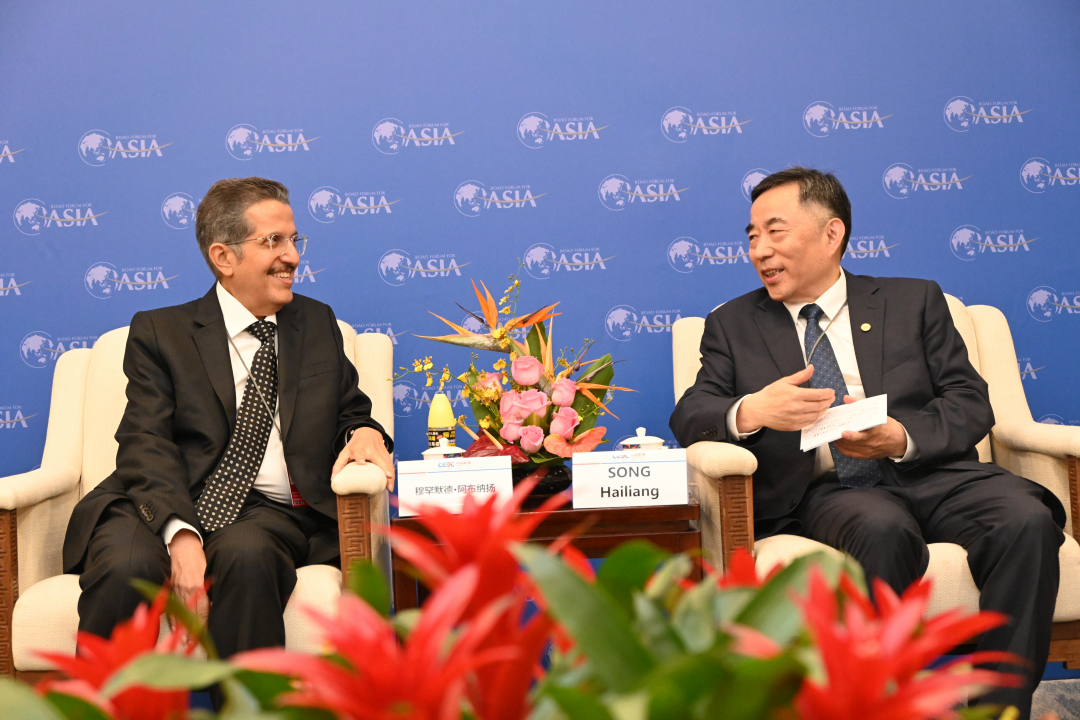 _宋海良与ACWA Power董事长穆罕默德·阿布纳扬会谈_宋海良与ACWA Power董事长穆罕默德·阿布纳扬会谈