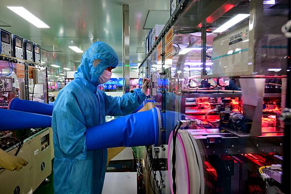 _美媒发愁：中国经济已有足够韧性应对关税冲击，美国人会承受更大痛苦_美媒发愁：中国经济已有足够韧性应对关税冲击，美国人会承受更大痛苦