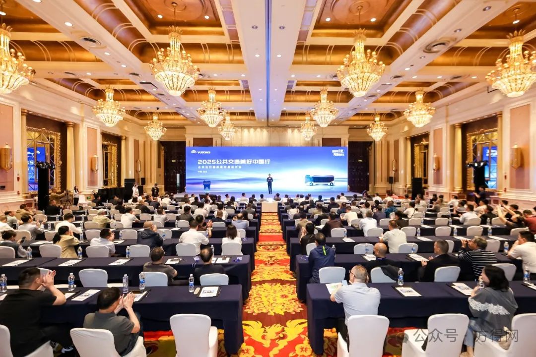 公交车换新__旧公交车多少钱
