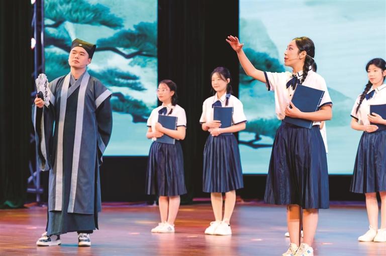 榆中县全民读书月活动现场 杨贵智 摄