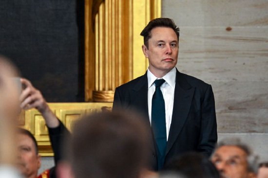 特朗普完成承诺_特朗普上任承诺的事办了多少_