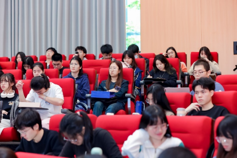 _515投资者保护日 | 校园深耕、文化创新！南方基金荣获2025年度最具影响力投教项目奖与最佳投资者教育创新奖_515投资者保护日 | 校园深耕、文化创新！南方基金荣获2025年度最具影响力投教项目奖与最佳投资者教育创新奖