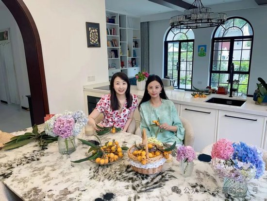 蓓总：贬低业绩可以忍，贬低颜值不能忍！__蓓总：贬低业绩可以忍，贬低颜值不能忍！