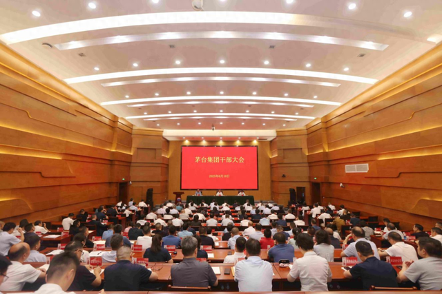 省委拥护中央处理__省委坚决拥护中央决定