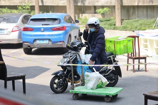 _外卖打败了什么行业_外卖大战谁赢了