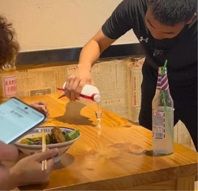 飞天茅台指导价1499元_茅台飞天一般多少钱_