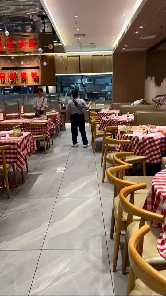 西贝厨房设备__西贝后厨工作怎么样