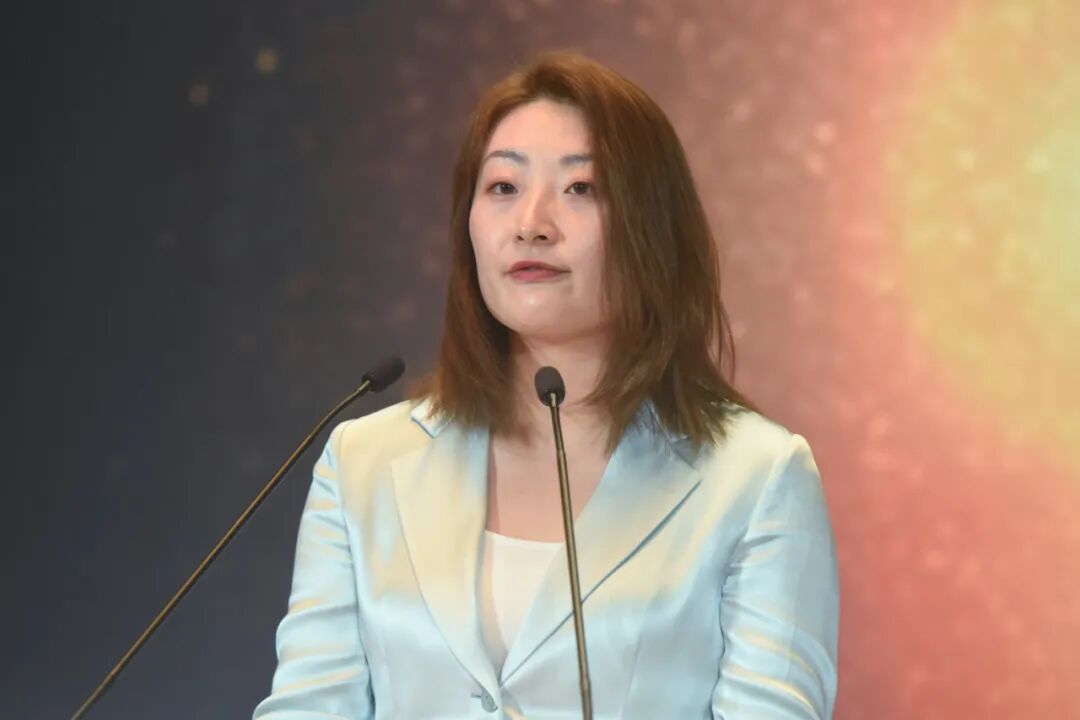 卖了20多年娃哈哈，突然改卖“沪小娃”！董事长宗伟：联系不上宗馥莉！已有宏胜系公司准备用“娃小宗”_卖了20多年娃哈哈，突然改卖“沪小娃”！董事长宗伟：联系不上宗馥莉！已有宏胜系公司准备用“娃小宗”_