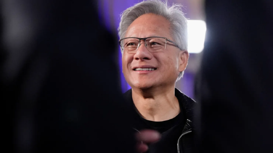 特朗普9000亿美元_特朗普集团市值走向_
