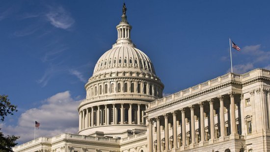 美国参议院两党法案均未通过 政府停摆延长至下周__美国参议院两党法案均未通过 政府停摆延长至下周